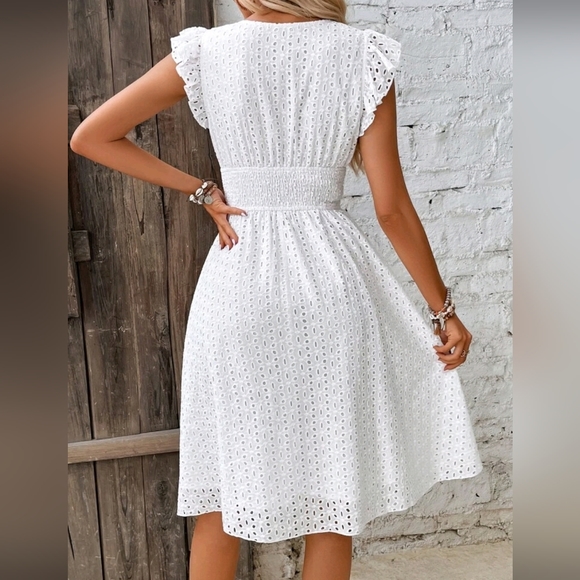 NEW Boho Embroidered Eyelet Lace Ruffle Dress White - Picture 4 of 8